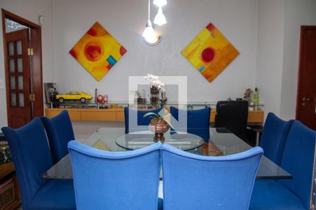 Casa à venda com 211m², 3 quartos e 2 vagasCopa