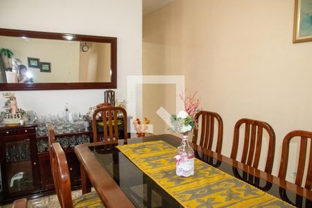 Casa à venda com 180m², 3 quartos e 2 vagasCopa