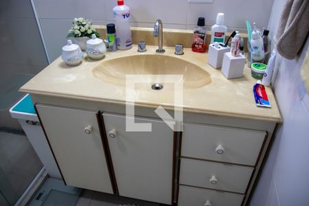 Casa à venda com 180m², 3 quartos e 2 vagasBanheiro do Quarto 1