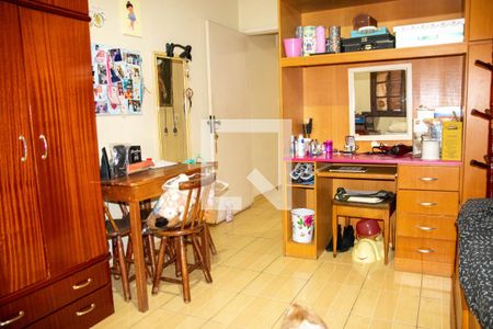 Casa à venda com 180m², 3 quartos e 2 vagasQuarto 2