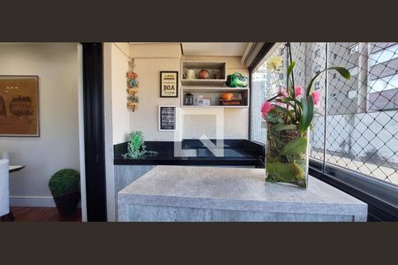 Apartamento à venda com 120m², 4 quartos e 2 vagasSala