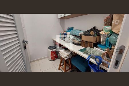 Apartamento à venda com 120m², 4 quartos e 2 vagasQuarto de Serviço