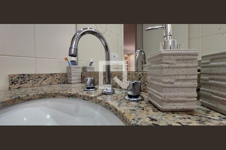 Apartamento à venda com 120m², 4 quartos e 2 vagasBanheiro