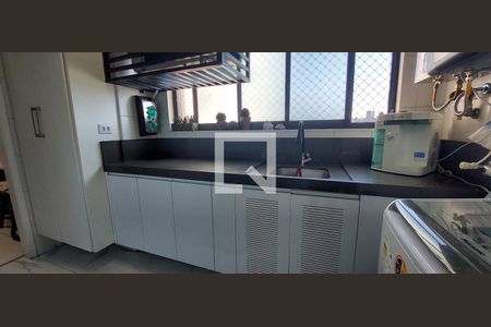 Apartamento à venda com 120m², 4 quartos e 2 vagasCozinha