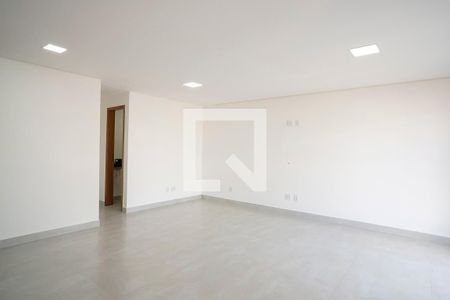 Sala/Quarto de kitnet/studio para alugar com 1 quarto, 32m² em Osvaldo Cruz, São Caetano do Sul