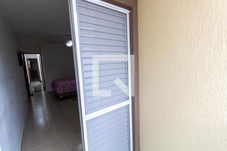 Casa à venda com 82m², 3 quartos e 2 vagasVaranda