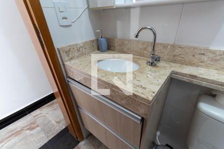 Casa à venda com 82m², 3 quartos e 2 vagasBanheiro 2