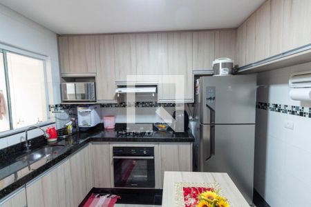 Casa à venda com 82m², 3 quartos e 2 vagasCozinha