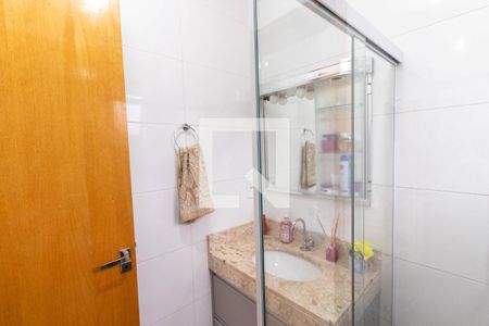 Casa à venda com 82m², 3 quartos e 2 vagasBanheiro da Suíte