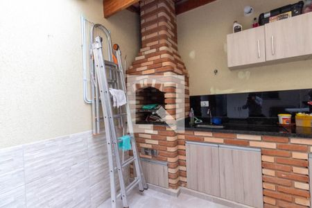 Casa à venda com 82m², 3 quartos e 2 vagasChurrasqueira