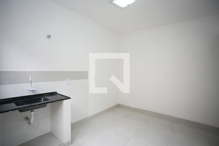 cozinha de casa para alugar com 1 quarto, 26m² em Jardim Taboão, São Paulo