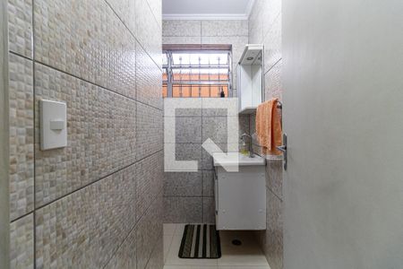 Casa à venda com 240m², 3 quartos e 2 vagasLavabo