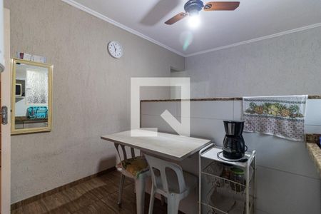 Casa à venda com 240m², 3 quartos e 2 vagasCozinha da Edícula 