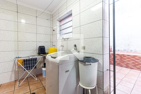 Casa à venda com 240m², 3 quartos e 2 vagasLavanderia