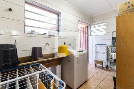 Casa à venda com 240m², 3 quartos e 2 vagasLavanderia