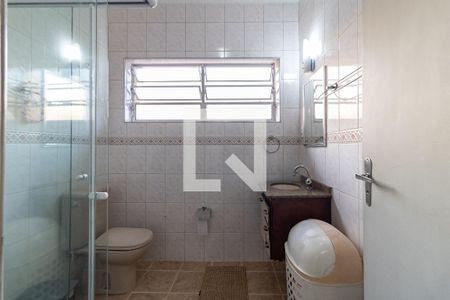Casa à venda com 240m², 3 quartos e 2 vagasBanheiro Social
