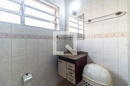 Casa à venda com 240m², 3 quartos e 2 vagasBanheiro Social