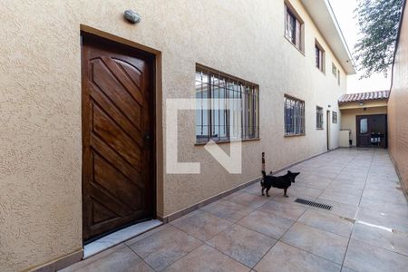 Casa à venda com 240m², 3 quartos e 2 vagasQuintal