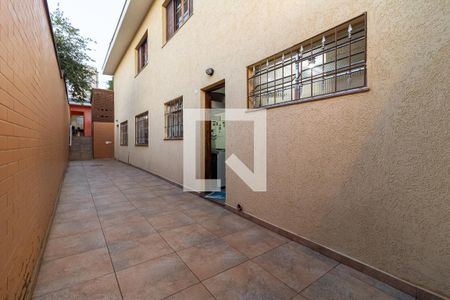 Casa à venda com 240m², 3 quartos e 2 vagasQuintal