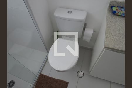 Apartamento à venda com 107m², 3 quartos e 2 vagasBanheiro Quarto 2