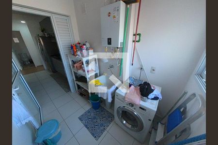 Apartamento à venda com 107m², 3 quartos e 2 vagasLavanderia