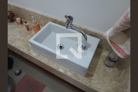 Apartamento à venda com 107m², 3 quartos e 2 vagasBanheiro Principal