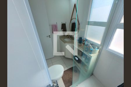 Apartamento à venda com 107m², 3 quartos e 2 vagasBanheiro Quarto 3