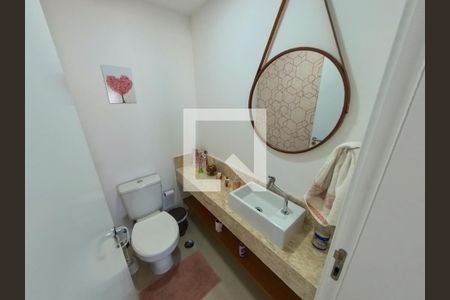Apartamento à venda com 107m², 3 quartos e 2 vagasBanheiro Principal