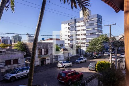 Casa à venda com 225m², 3 quartos e 3 vagas Casa à venda com 225m², 3 quartos e 3 vagasVista do Quarto 2