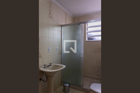 Casa à venda com 225m², 3 quartos e 3 vagas Casa à venda com 225m², 3 quartos e 3 vagasBanheiro