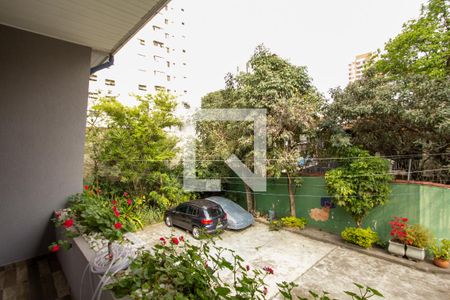 Casa para alugar com 120m², 2 quartos e 2 vagas Casa para alugar com 120m², 2 quartos e 2 vagasQuarto 2 varanda