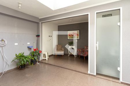 Casa para alugar com 120m², 2 quartos e 2 vagas Casa para alugar com 120m², 2 quartos e 2 vagasQuintal