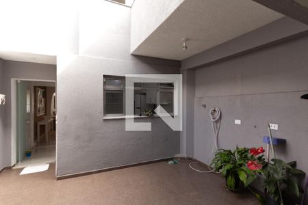 Quintal de casa para alugar com 2 quartos, 120m² em Vila Olímpia, São Paulo