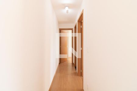 Detalhe Corredor de apartamento para alugar com 2 quartos, 46m² em Jardim Íris, São Paulo