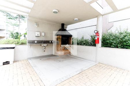 Apartamento à venda com 47m², 2 quartos e 1 vaga Apartamento à venda com 47m², 2 quartos e 1 vagaÁrea Comum - Churrasqueira