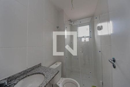 Banheiro de apartamento para alugar com 1 quarto, 34m² em Chácara Mafalda, São Paulo