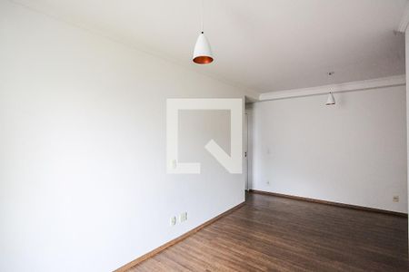 Sala de apartamento para alugar com 3 quartos, 80m² em Morumbi, São Paulo