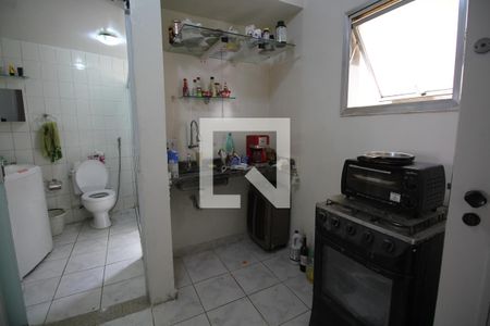 Cozinha de apartamento à venda com 1 quarto, 32m² em Liberdade, São Paulo