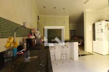 Casa à venda com 140m², 2 quartos e 4 vagas Casa à venda com 140m², 2 quartos e 4 vagasCozinha