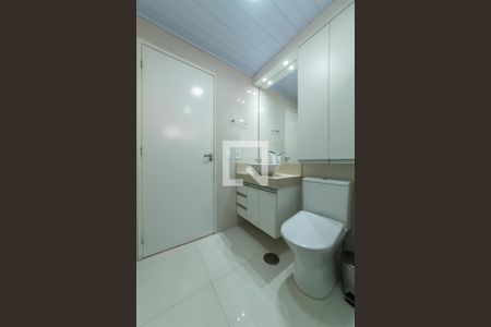 Apartamento à venda com 66m², 3 quartos e 1 vaga Apartamento à venda com 66m², 3 quartos e 1 vagaBanheiro Social