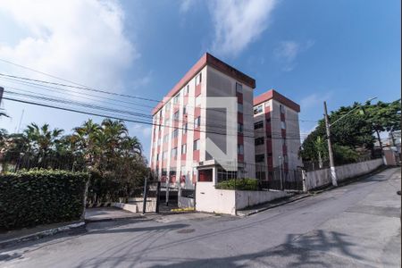 Apartamento à venda com 66m², 3 quartos e 1 vaga Apartamento à venda com 66m², 3 quartos e 1 vagaFachada