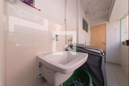 Apartamento à venda com 66m², 3 quartos e 1 vaga Apartamento à venda com 66m², 3 quartos e 1 vagaLavanderia