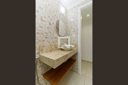 Apartamento à venda com 56m², 2 quartos e 1 vaga Apartamento à venda com 56m², 2 quartos e 1 vagaBanheiro