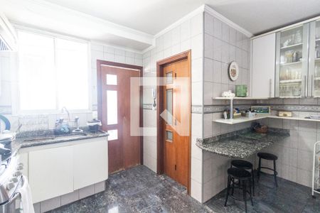 Apartamento à venda com 150m², 3 quartos e 2 vagas Apartamento à venda com 150m², 3 quartos e 2 vagasCozinha