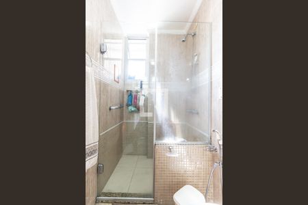 Apartamento à venda com 150m², 3 quartos e 2 vagas Apartamento à venda com 150m², 3 quartos e 2 vagasSuíte