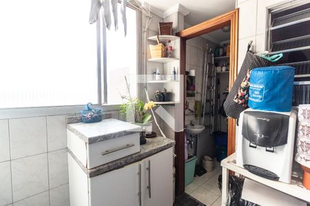 Apartamento à venda com 150m², 3 quartos e 2 vagas Apartamento à venda com 150m², 3 quartos e 2 vagasÁrea de serviço