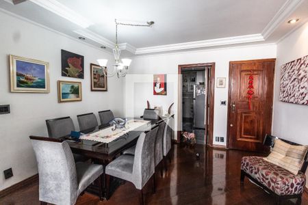 Apartamento à venda com 150m², 3 quartos e 2 vagas Apartamento à venda com 150m², 3 quartos e 2 vagasSala de jantar