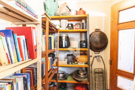 Apartamento à venda com 150m², 3 quartos e 2 vagas Apartamento à venda com 150m², 3 quartos e 2 vagasQuarto de serviço