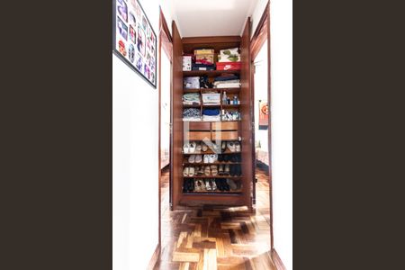 Apartamento à venda com 150m², 3 quartos e 2 vagas Apartamento à venda com 150m², 3 quartos e 2 vagasDetalhe