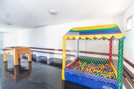 Apartamento à venda com 150m², 3 quartos e 2 vagas Apartamento à venda com 150m², 3 quartos e 2 vagasSalão de jogos